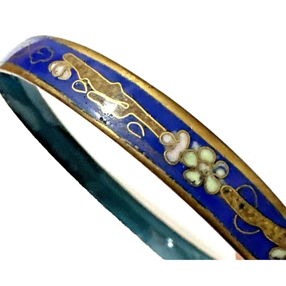 Vintage Floral Cloisonne Enamel Bangle Bracelet Blue White Flowers Gold Tone 8